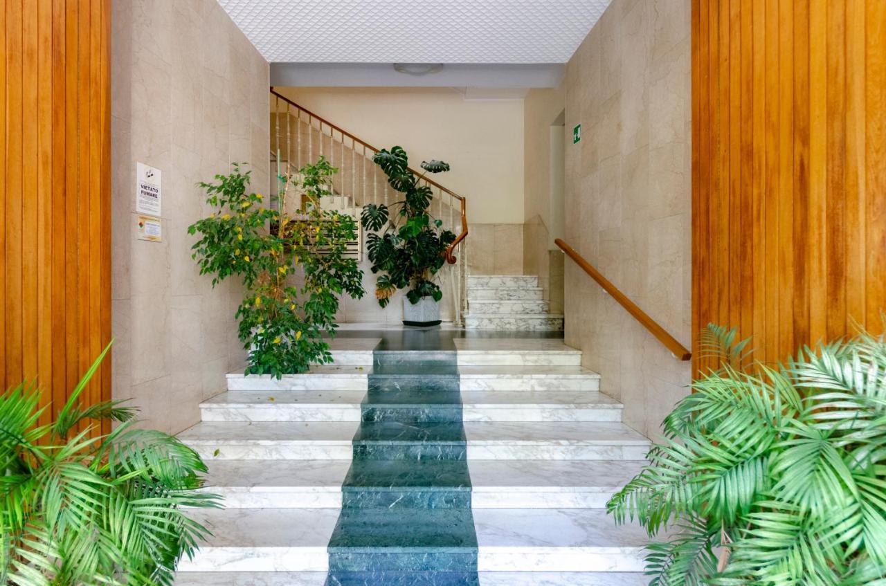 Apartment Joivy Stylish Flat Terrace Genoa