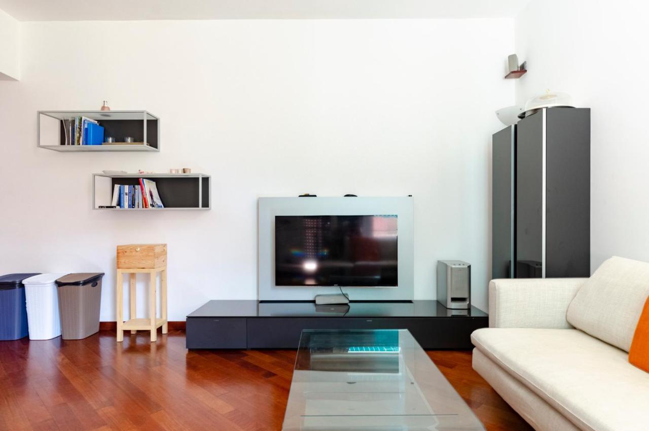 Joivy Stylish Flat Terrace