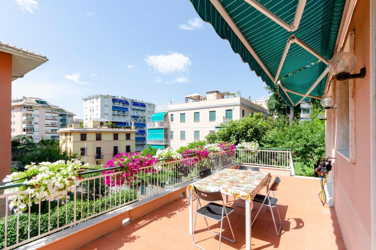 Joivy Stylish Flat Terrace Apartment *