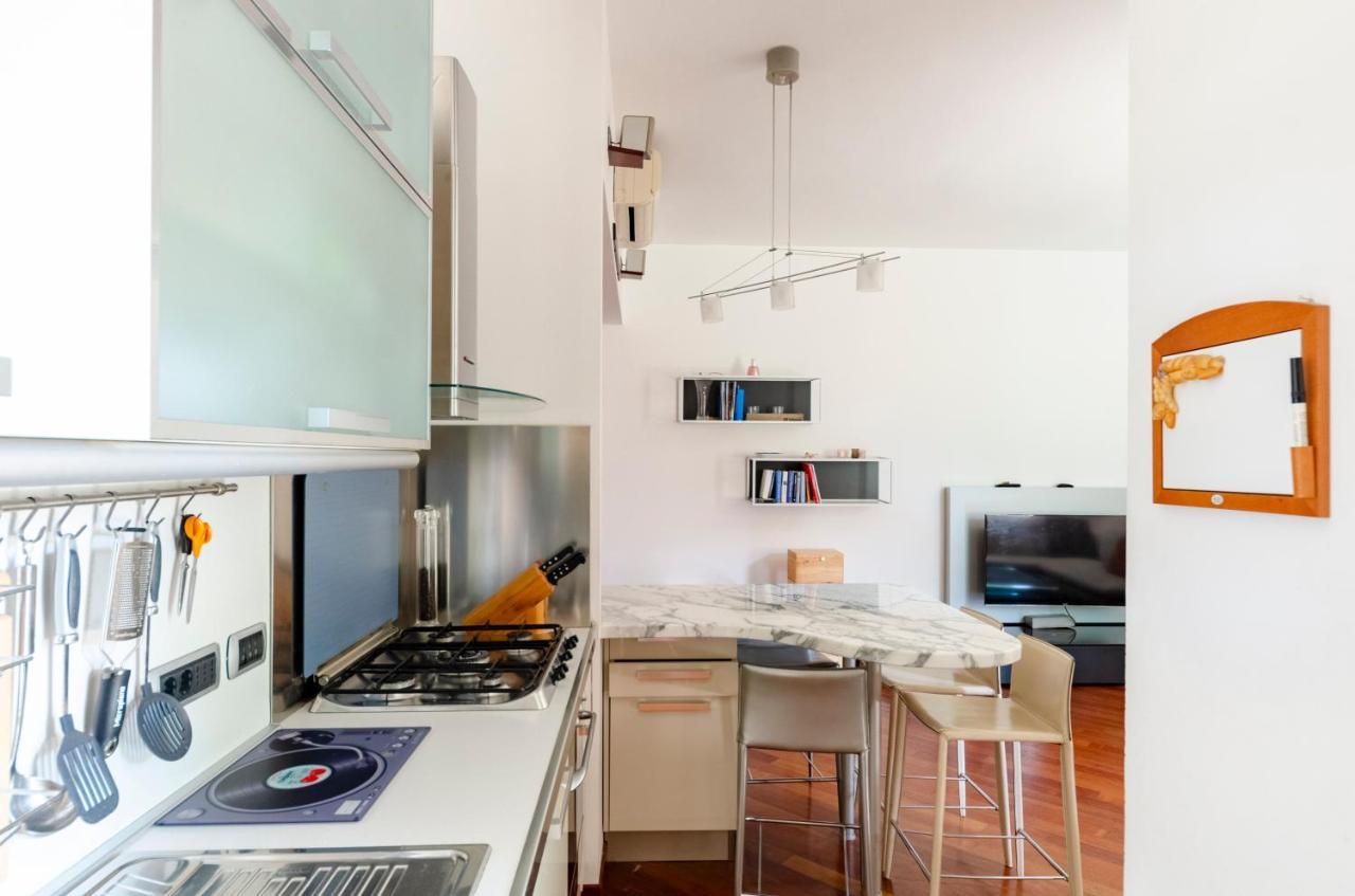Joivy Stylish Flat Terrace